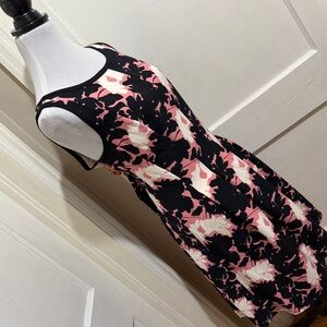 Ann Taylor Floral Blouse in Black, Pale Pink & Cream